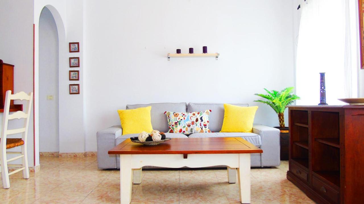 Chocolate Rustic Apartment, In Appartement